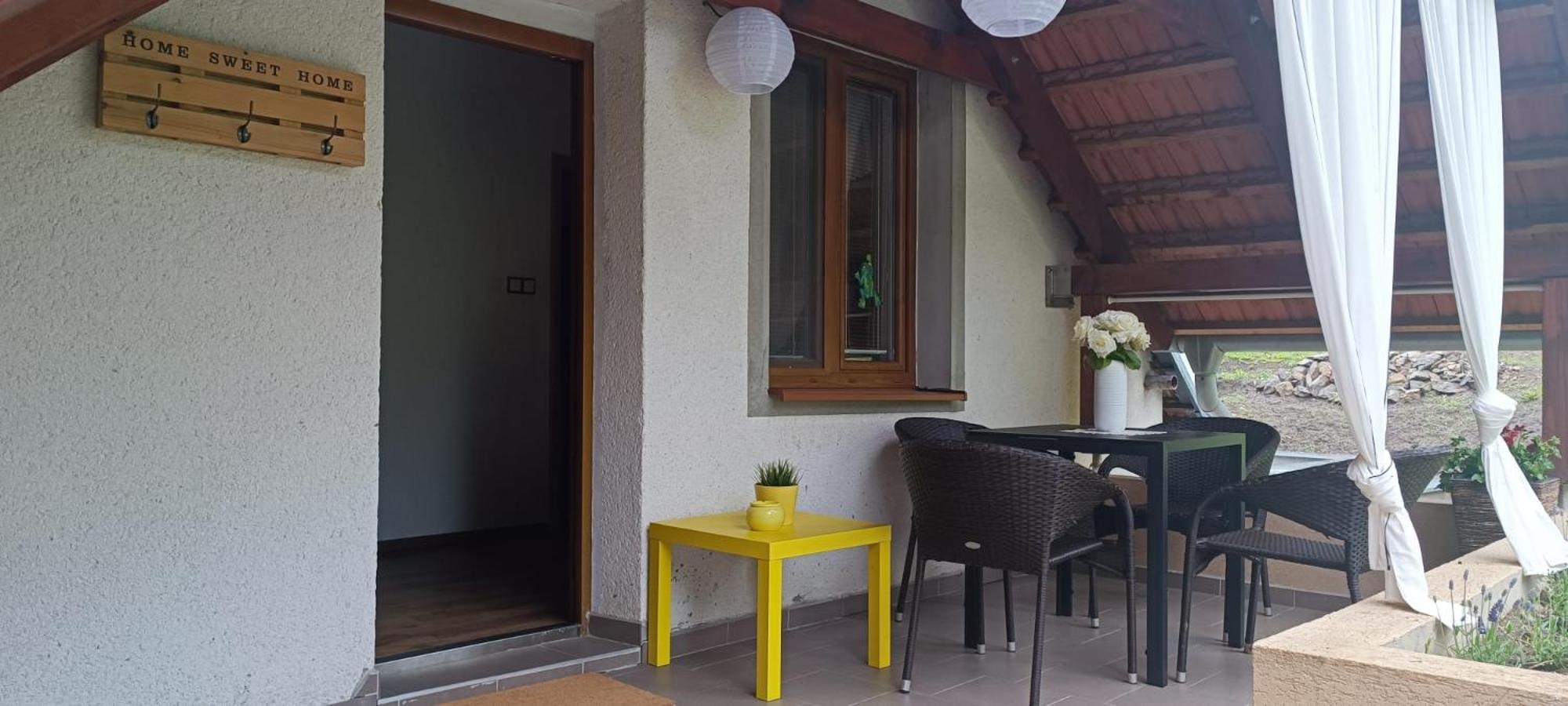 Apartman Nad Vinnym Sklepom Pouzdrany Exteriér fotografie